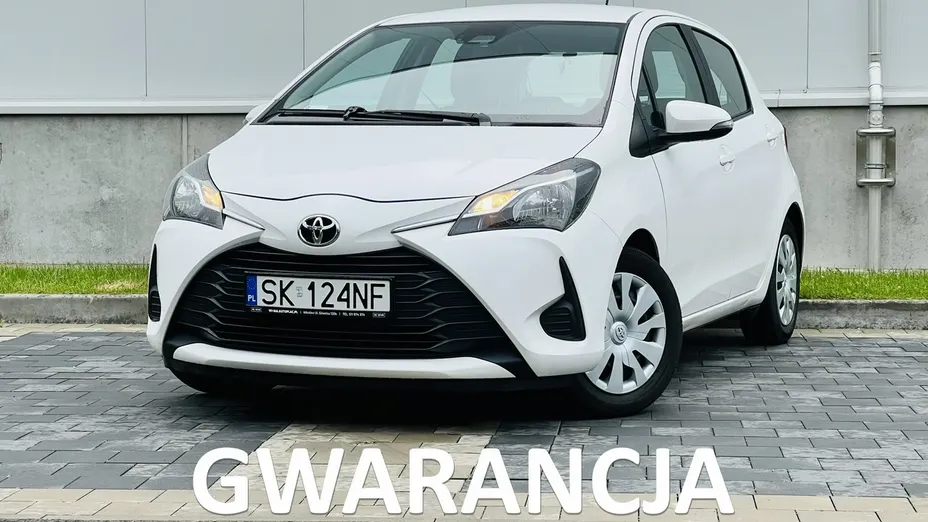 TOYOTA Yaris -