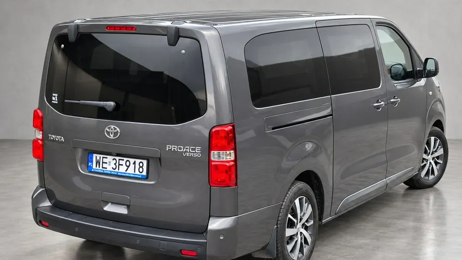TOYOTA Proace Verso -