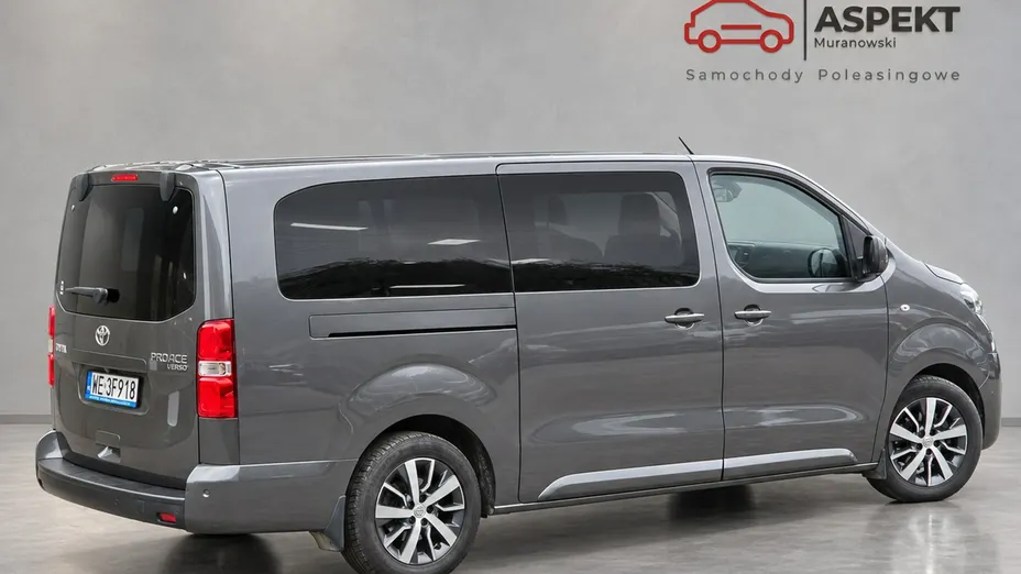 TOYOTA Proace Verso -