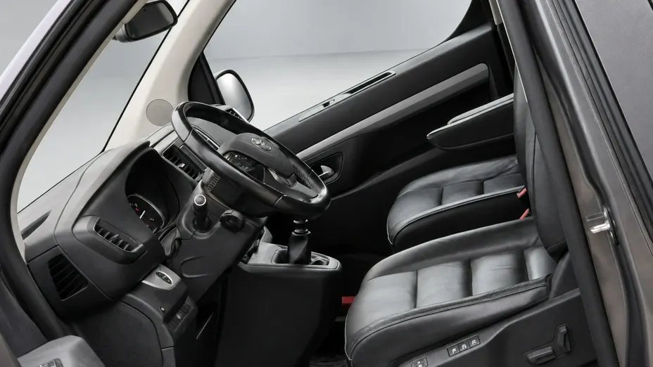 TOYOTA Proace Verso -