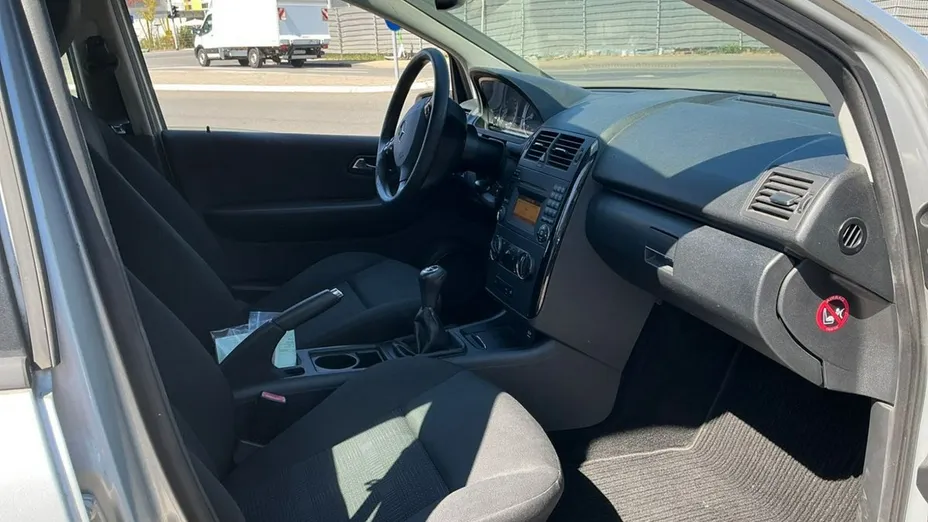 MERCEDES-BENZ A Klasa -