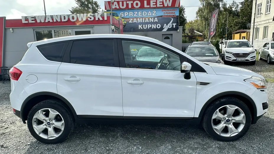 FORD Kuga -