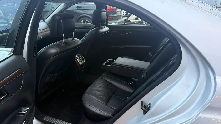 MERCEDES-BENZ S Klasa -