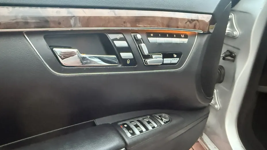 MERCEDES-BENZ S Klasa -