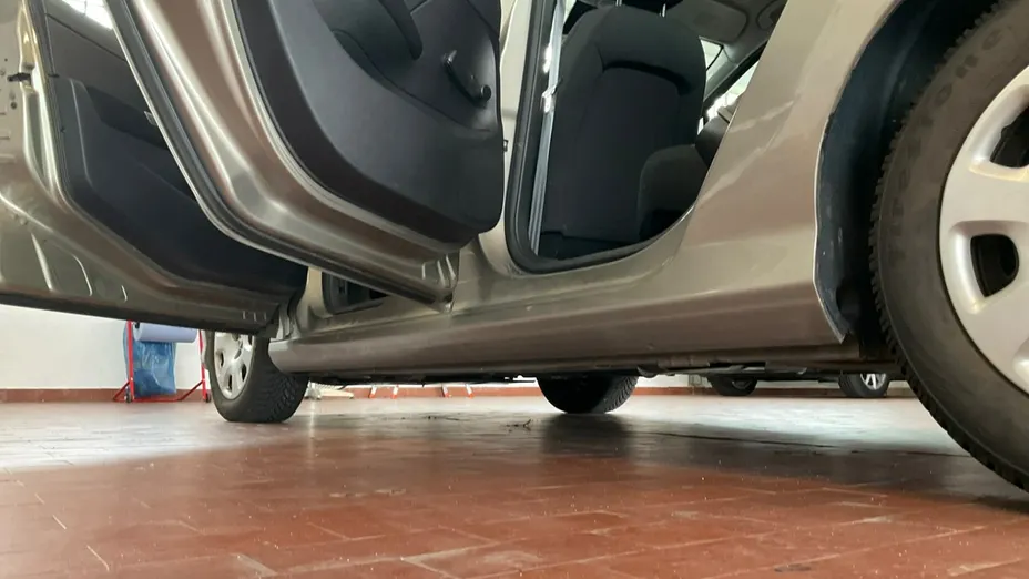 PEUGEOT 308 -