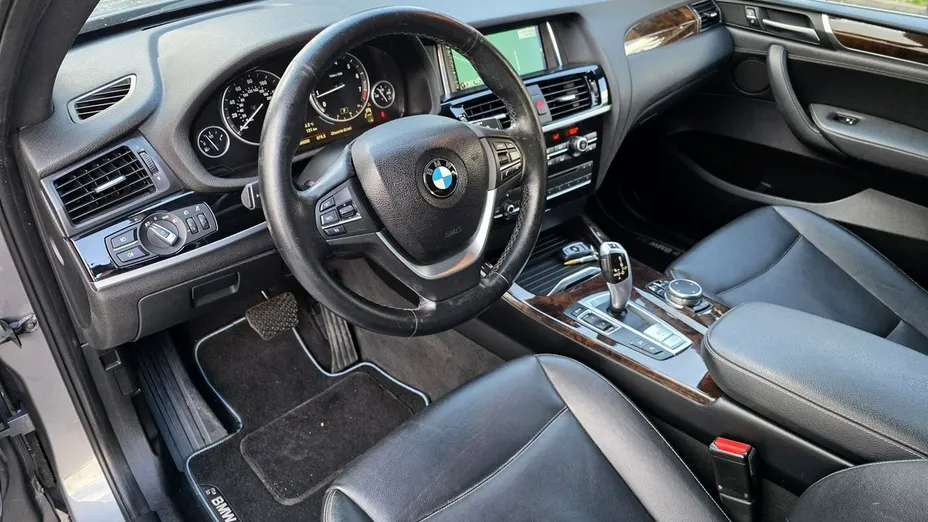 BMW X3 -