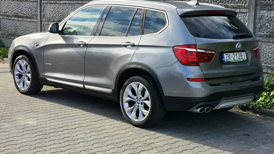 BMW X3 -