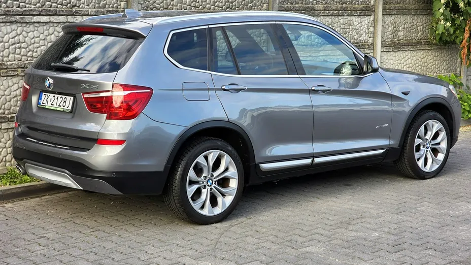 BMW X3 -