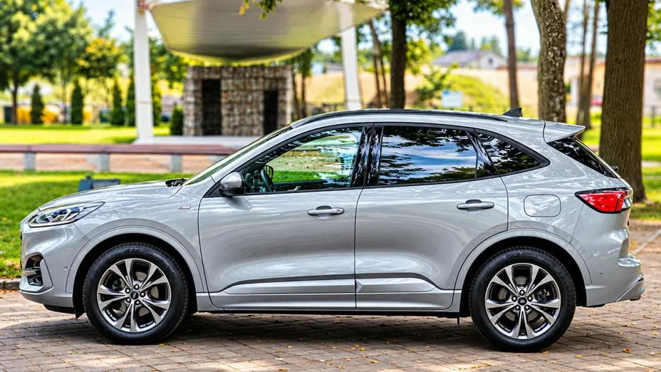 FORD Kuga -