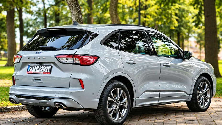 FORD Kuga -