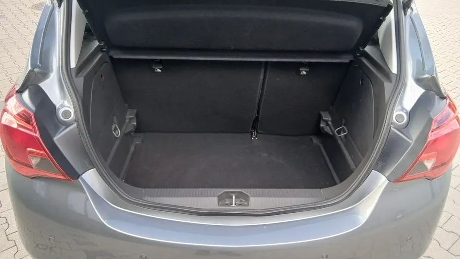 OPEL Corsa -