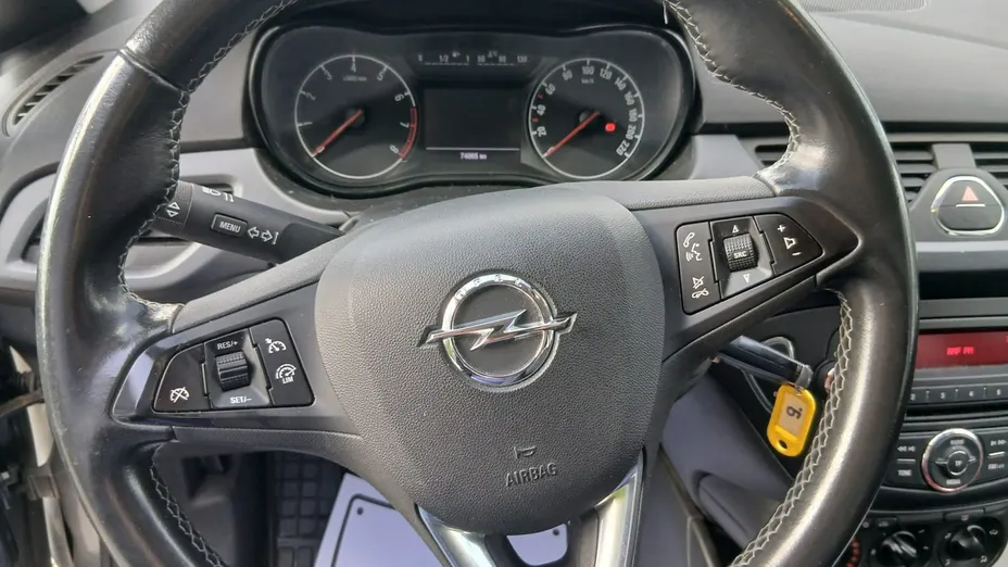 OPEL Corsa -