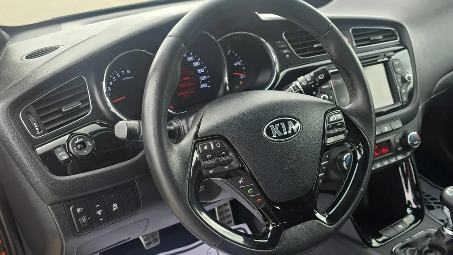 KIA ProCeed -