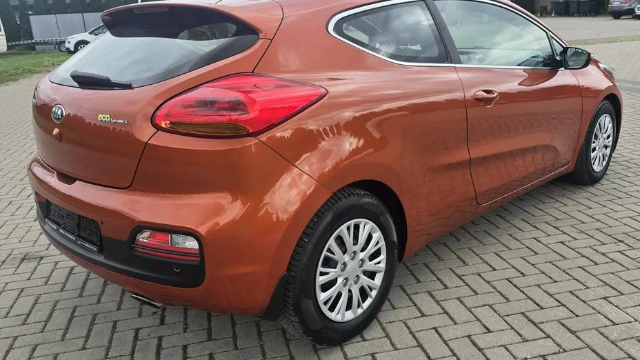 KIA ProCeed -
