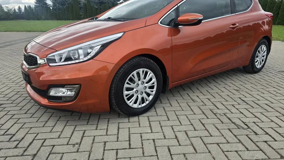 KIA ProCeed -