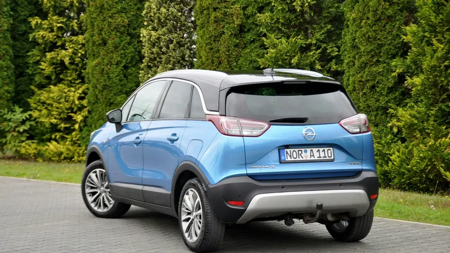 OPEL Crossland X -