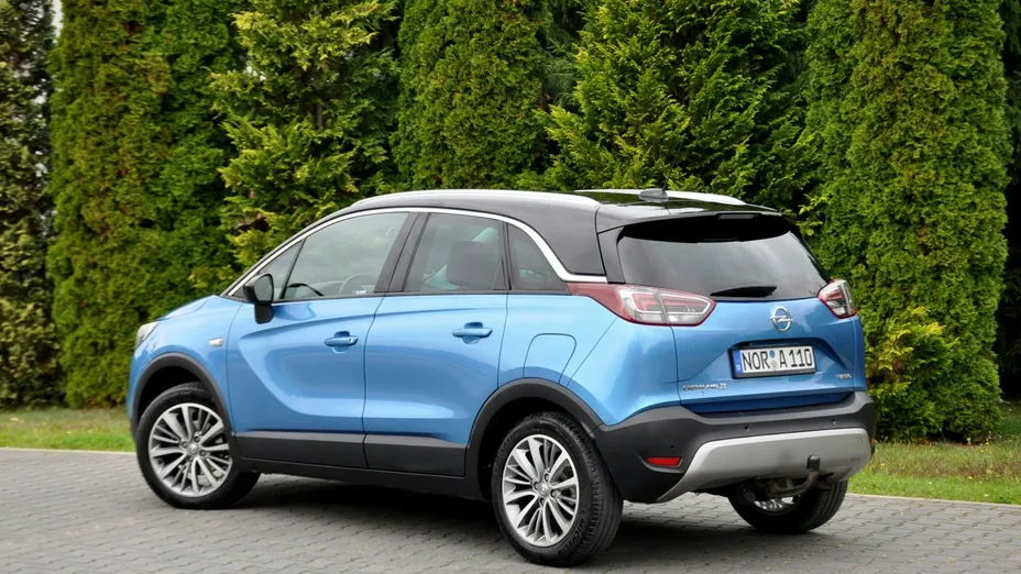 OPEL Crossland X -