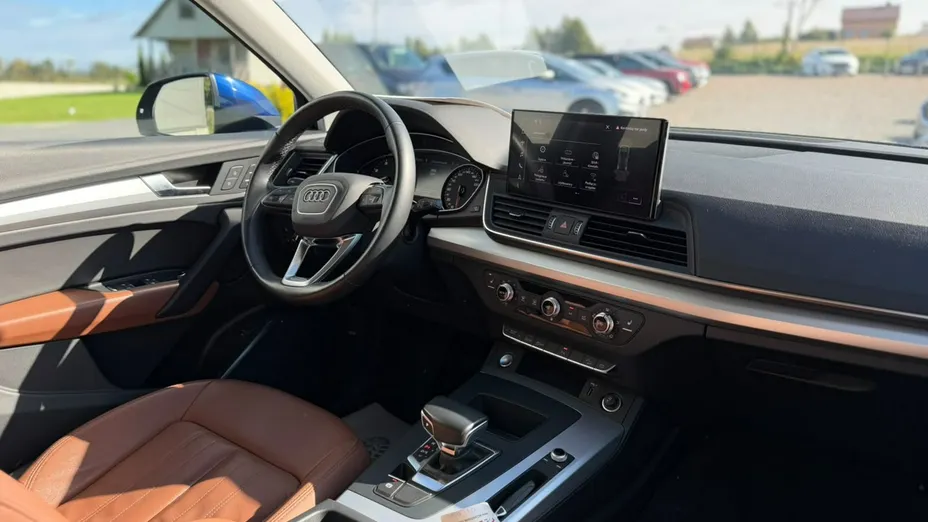 AUDI Q5 -