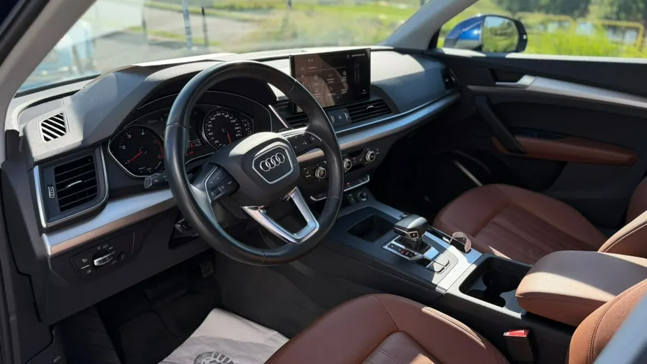 AUDI Q5 -