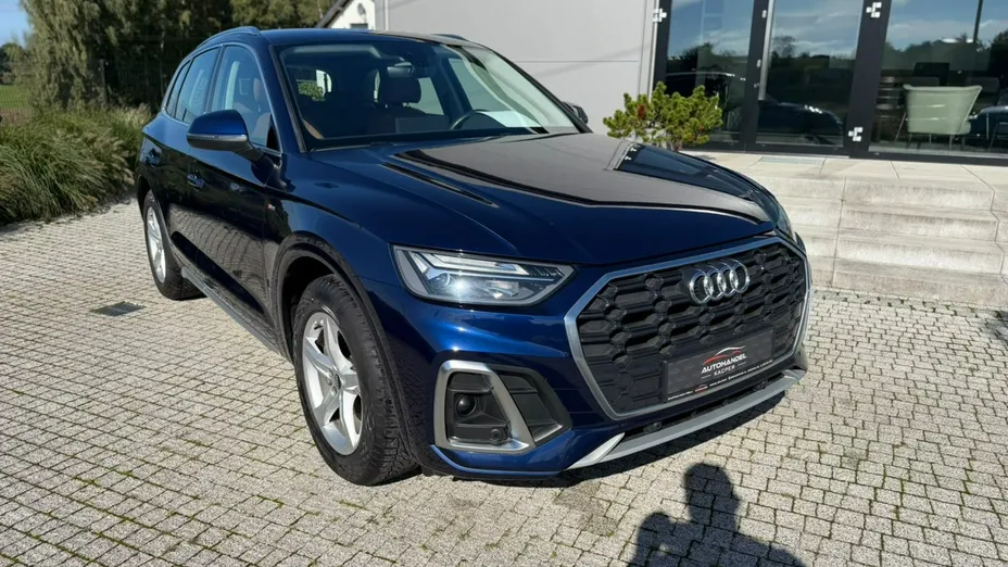 AUDI Q5 -