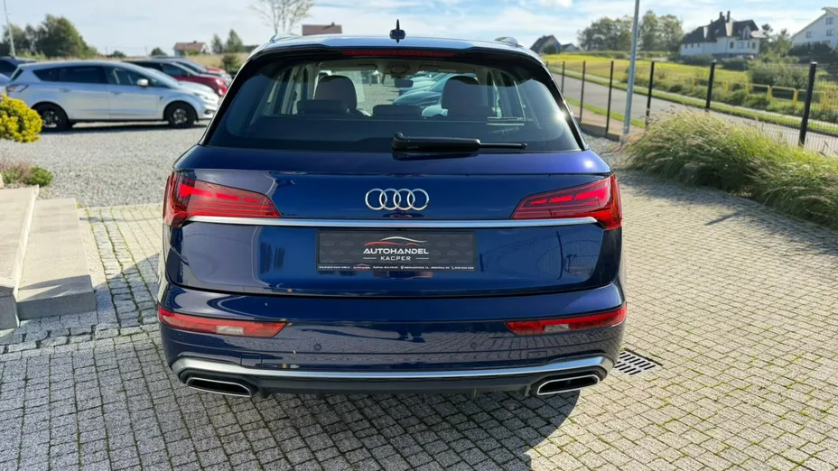 AUDI Q5 -