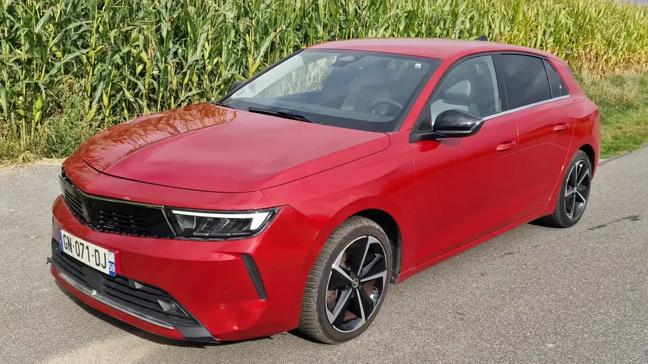 OPEL Astra -