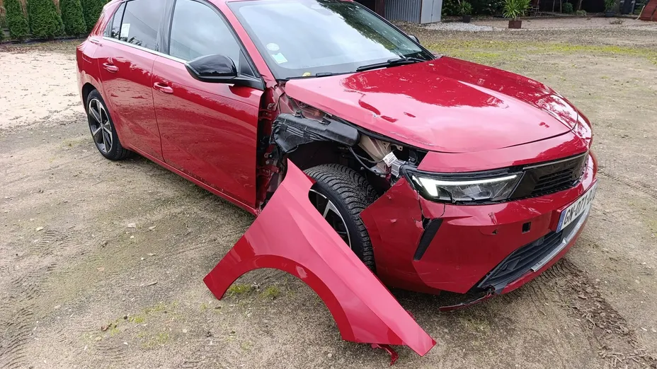 OPEL Astra -