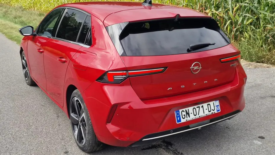 OPEL Astra -