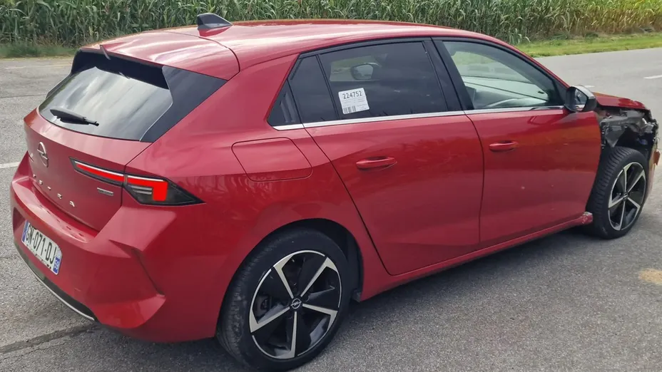 OPEL Astra -