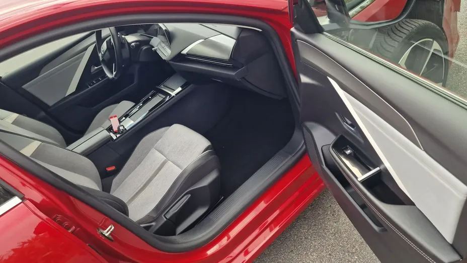 OPEL Astra -