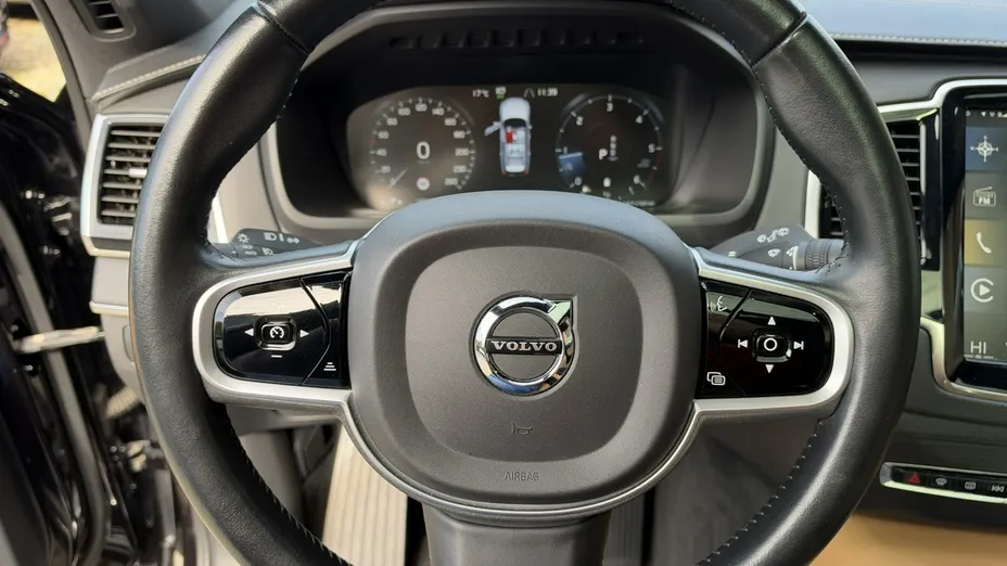 VOLVO XC90 -