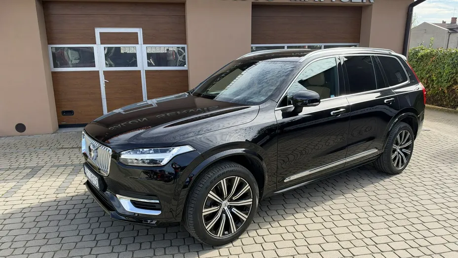 VOLVO XC90 -