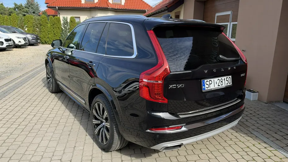 VOLVO XC90 -