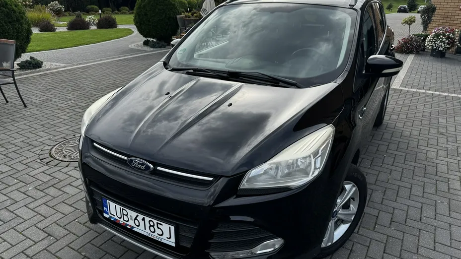 FORD Kuga -