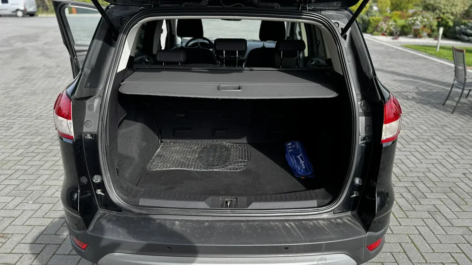 FORD Kuga -