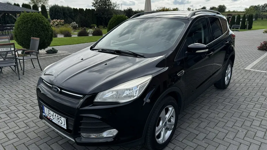 FORD Kuga -