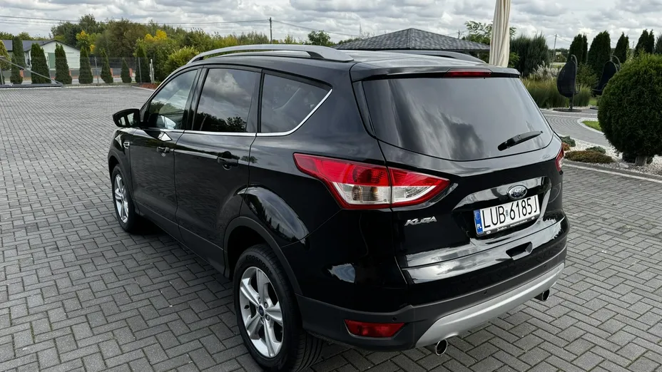 FORD Kuga -