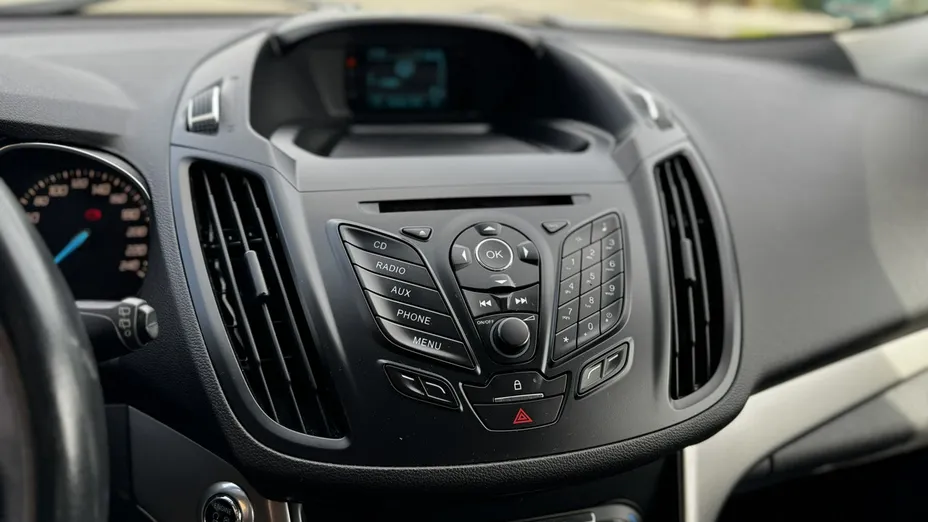 FORD Kuga -