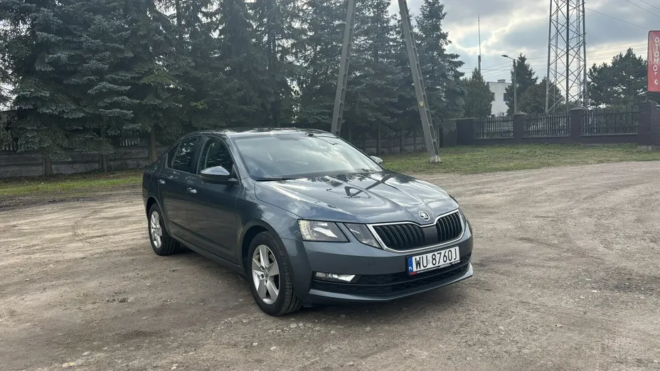 SKODA Octavia -