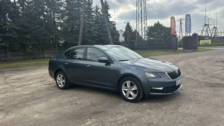 SKODA Octavia -