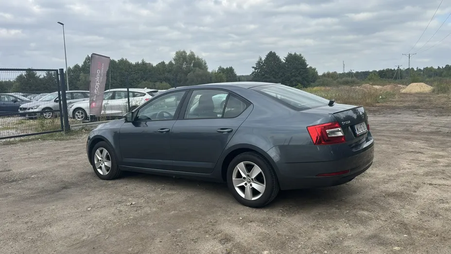 SKODA Octavia -