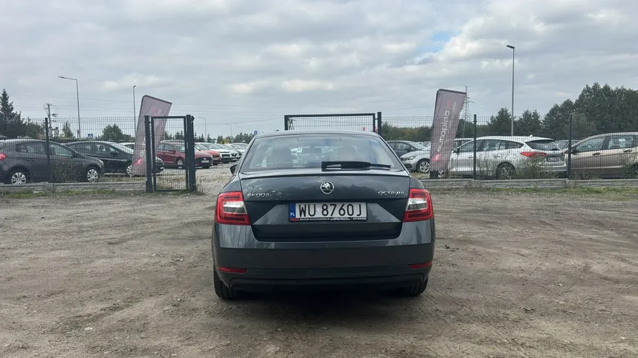 SKODA Octavia -