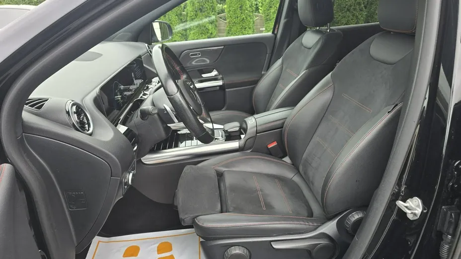 MERCEDES-BENZ GLA -