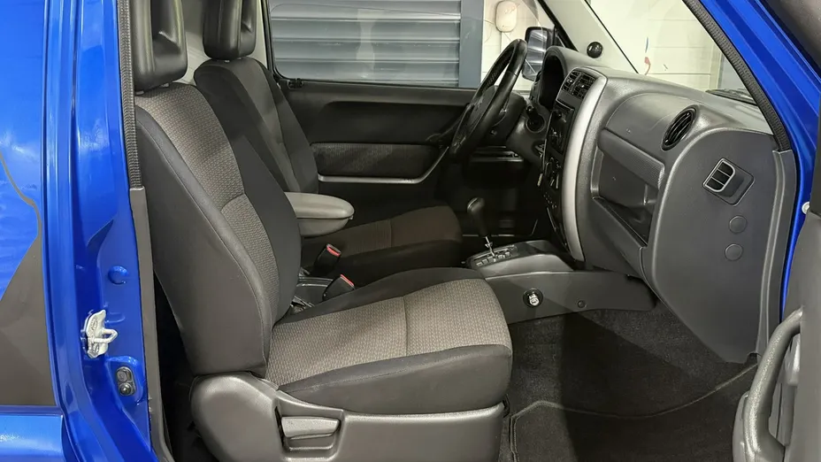 SUZUKI Jimny -