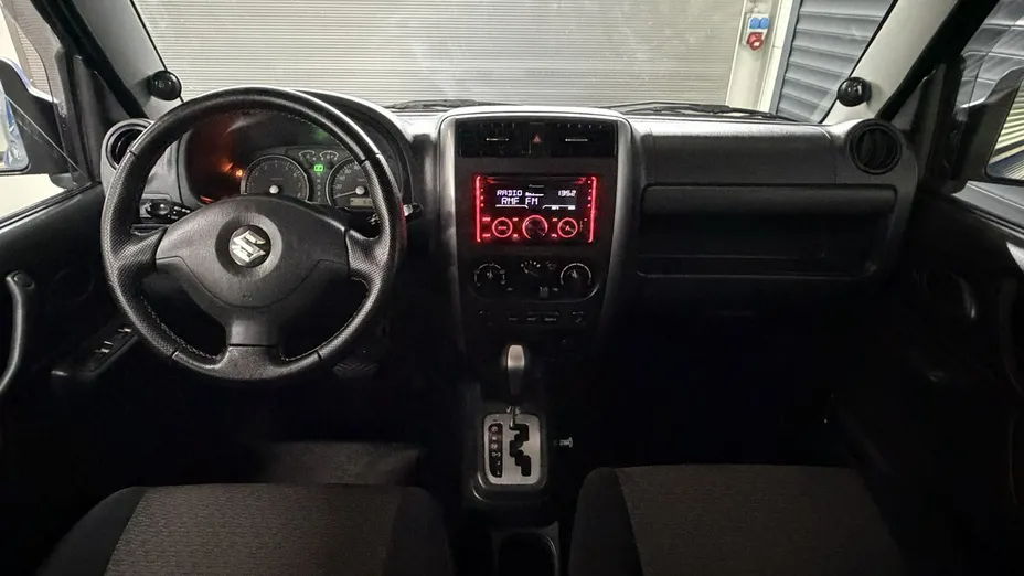 SUZUKI Jimny -