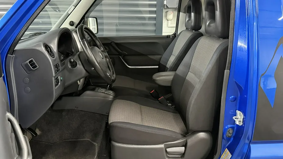 SUZUKI Jimny -