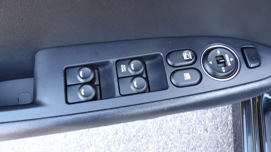 HYUNDAI i30 -