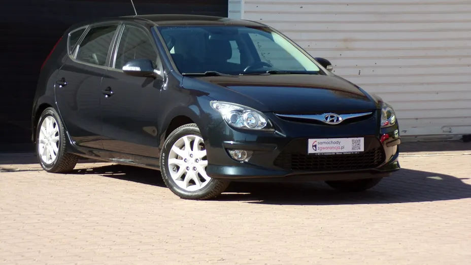HYUNDAI i30 -