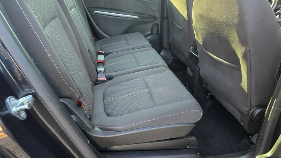 OPEL Zafira -