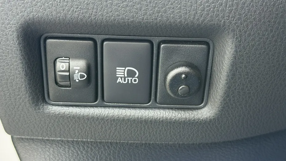 TOYOTA C-HR -